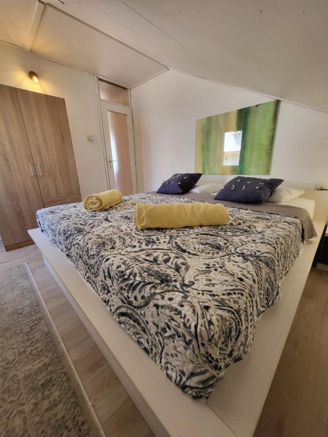 Apartment Apartmaniinprimosten